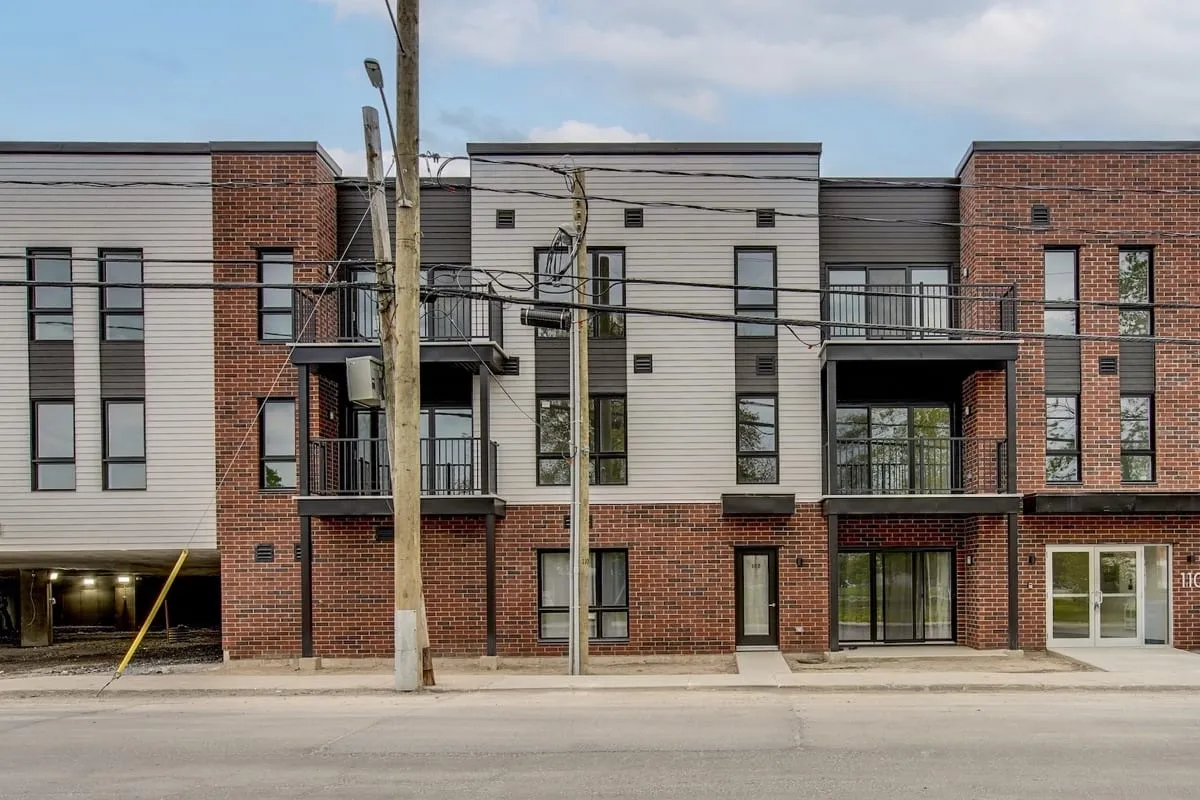 110 Alphonse-Desjardins — Salaberry-de-Valleyfield